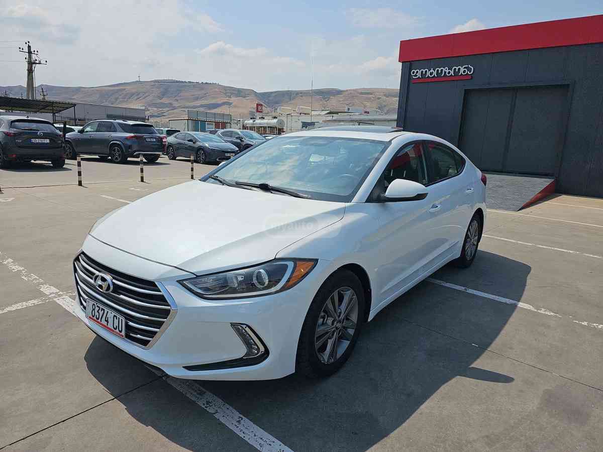 Hyundai Elantra
