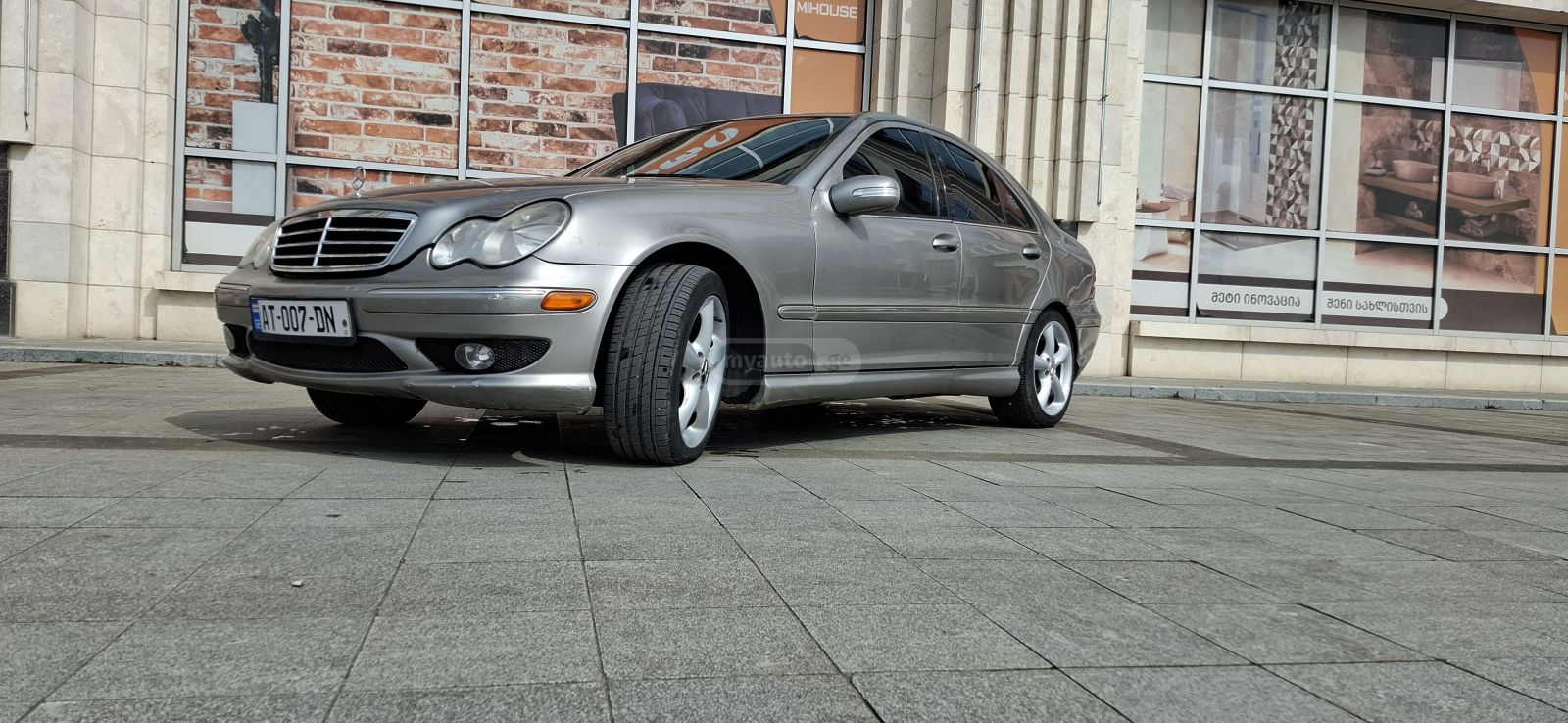 Mercedes-Benz C 230 2006 — photo 2