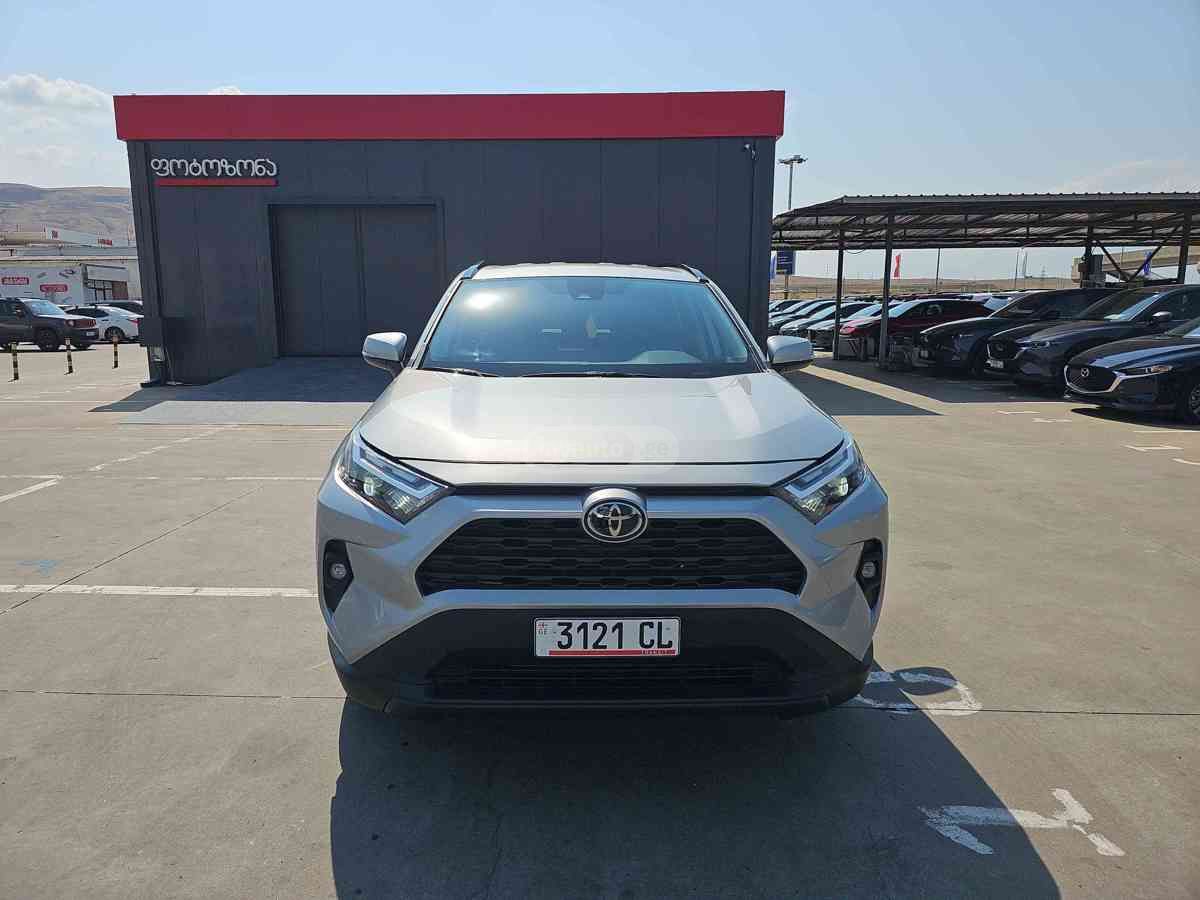 Toyota RAV 4 2022 — photo 2