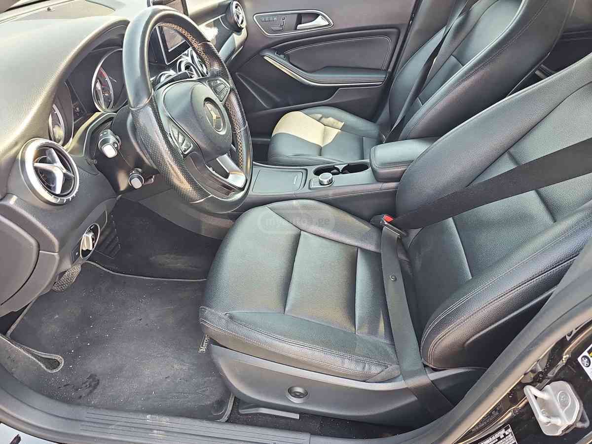 Mercedes-Benz CLA 250 2015 — photo 2