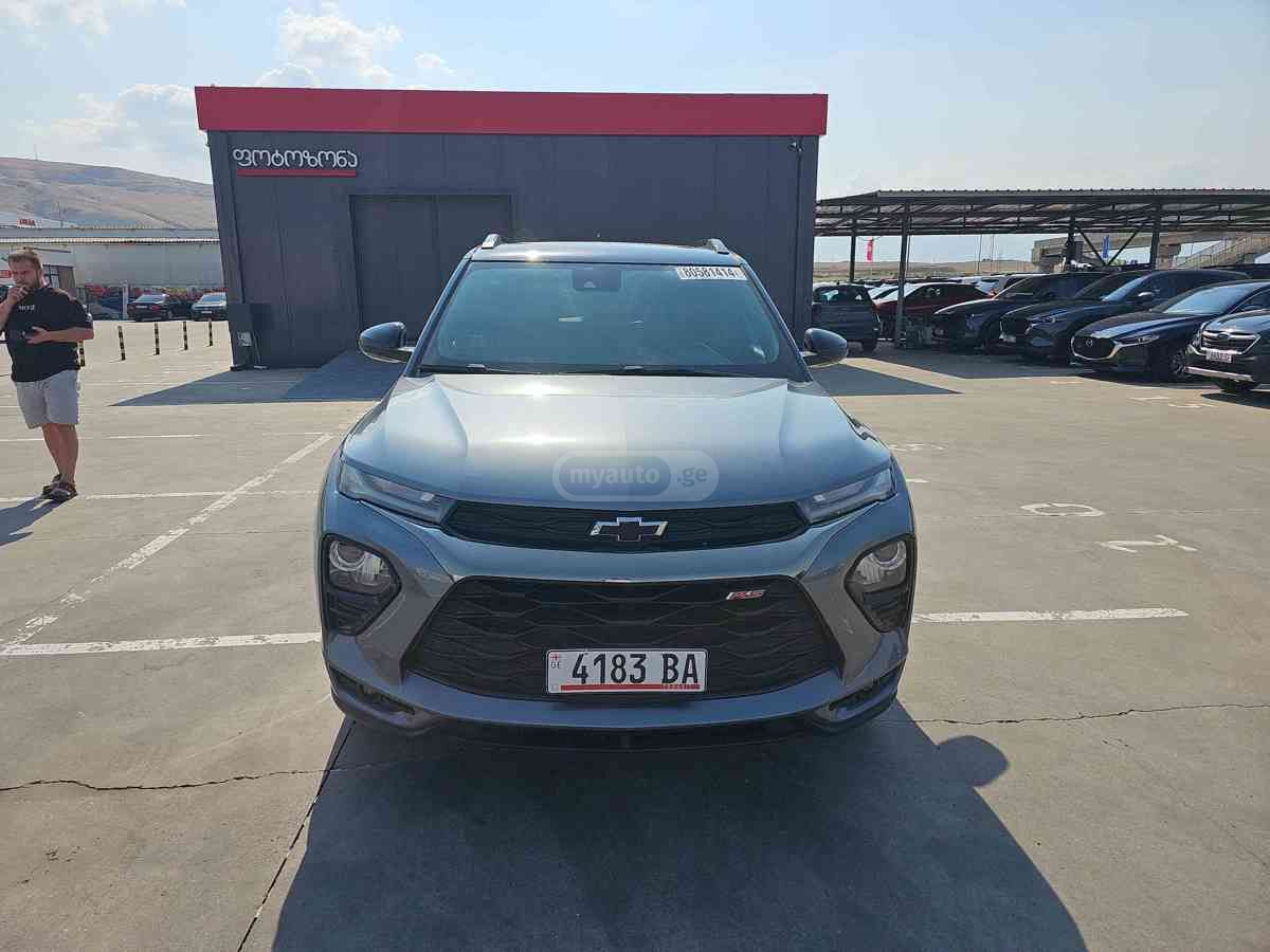 Chevrolet Trailblazer 2021 — photo 2
