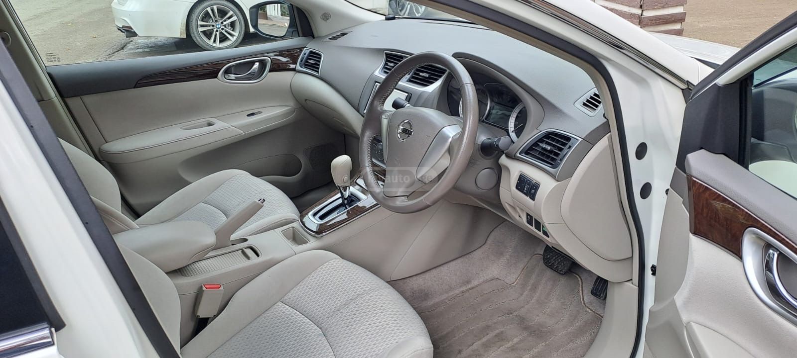 Nissan Sentra 2013 — photo 2