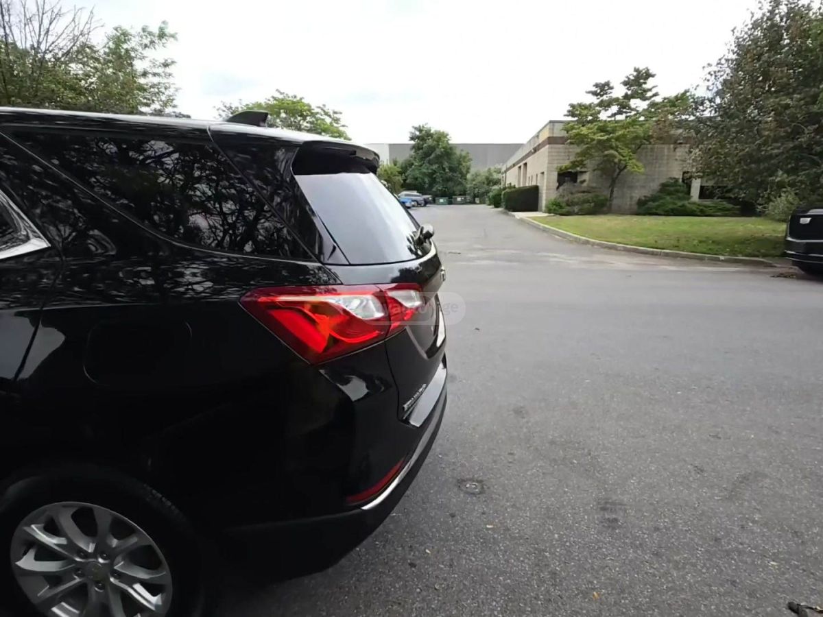 Chevrolet Equinox 2021 — photo 2