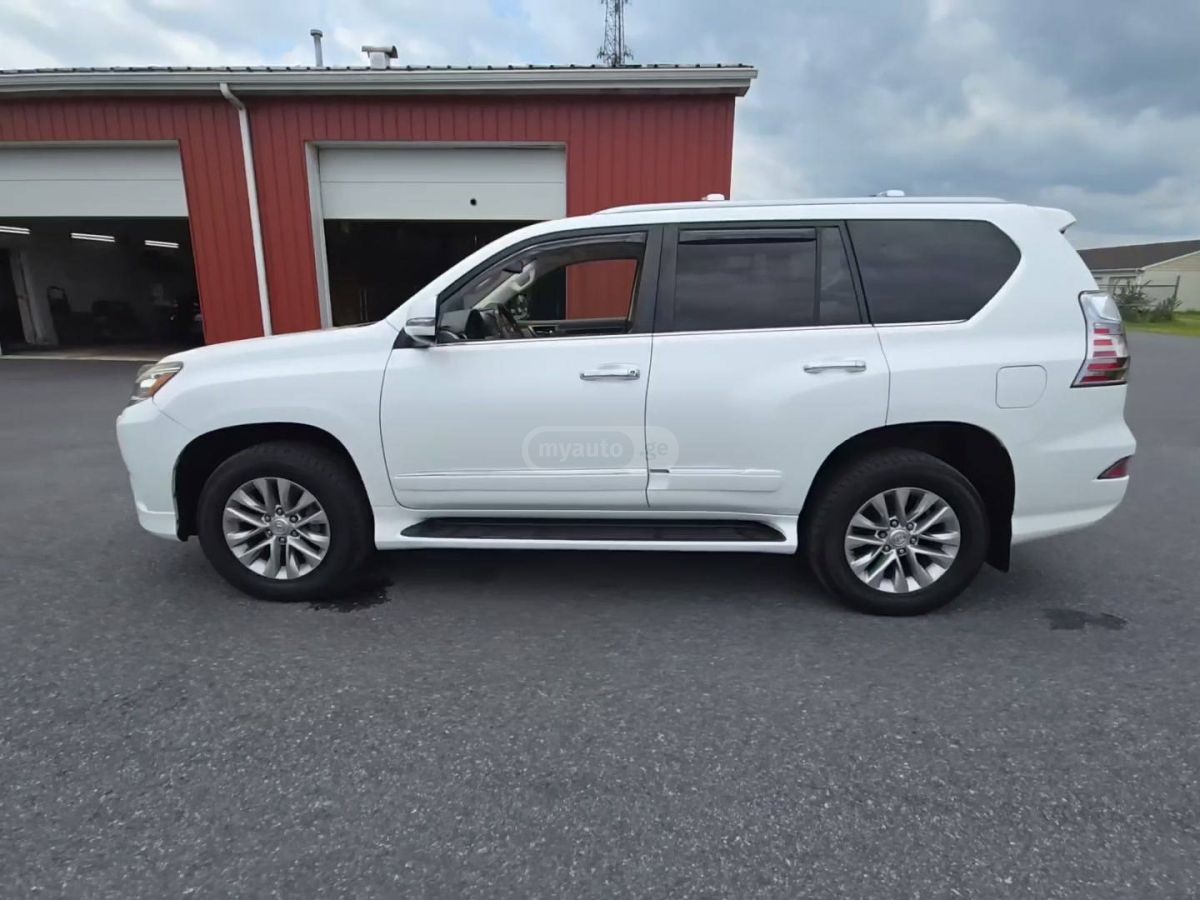 Lexus GX 460 2015 — photo 2