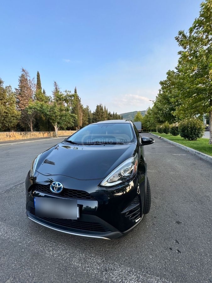 Toyota Prius C