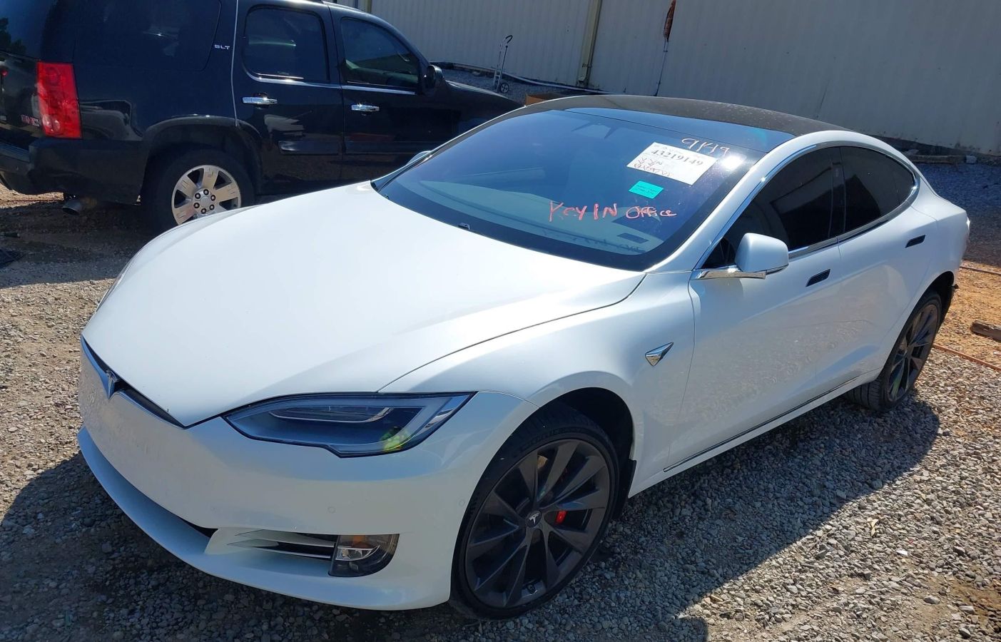 Tesla Model S 2020 — photo 2