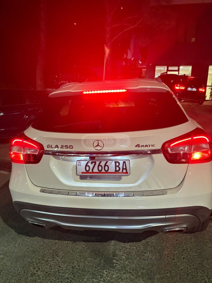 Mercedes-Benz CLA 250 2015 — photo 2