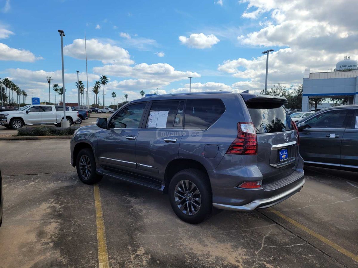 Lexus GX 460 2018 — photo 2