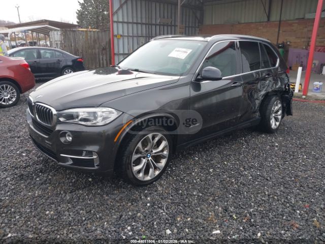 BMW X5 2022 — photo 2
