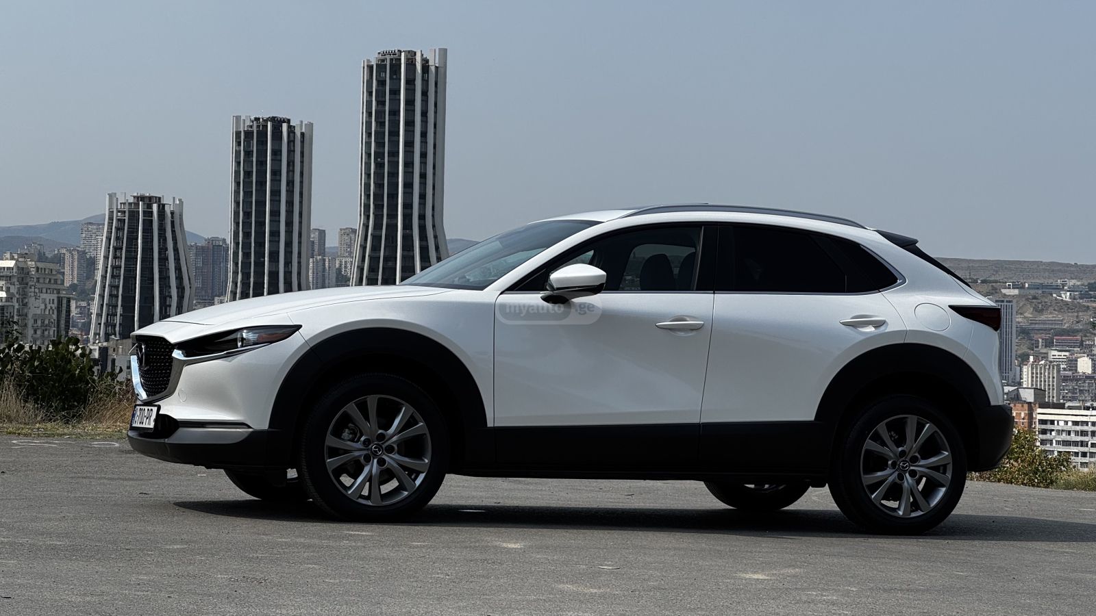Mazda CX-30 2023 — photo 2