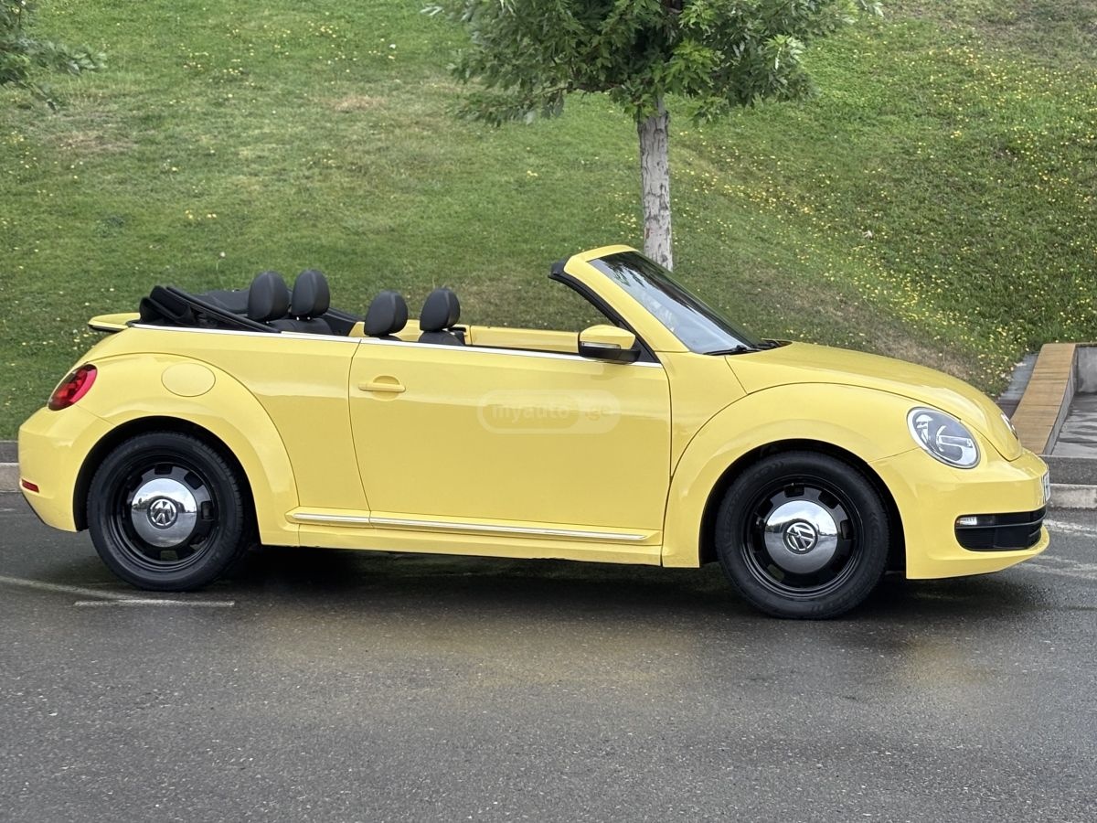 Volkswagen New Beetle 2015 — photo 2