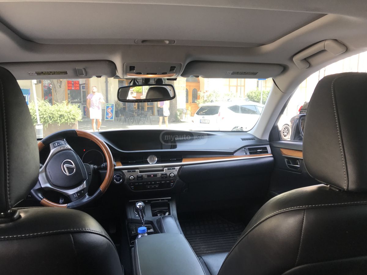 Lexus ES 300