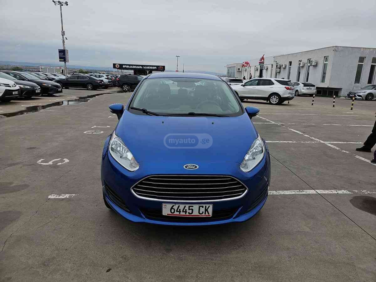 Ford Fiesta 2019 — photo 2