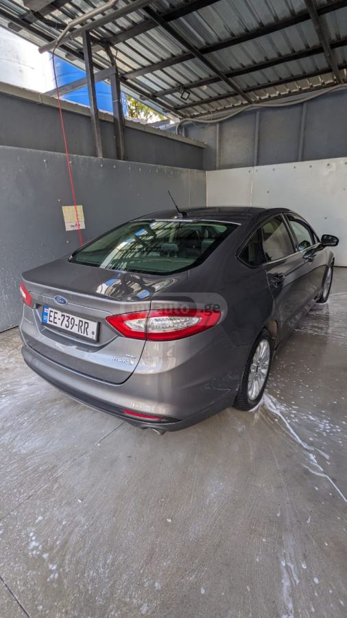 Ford Fusion 2013 — photo 2