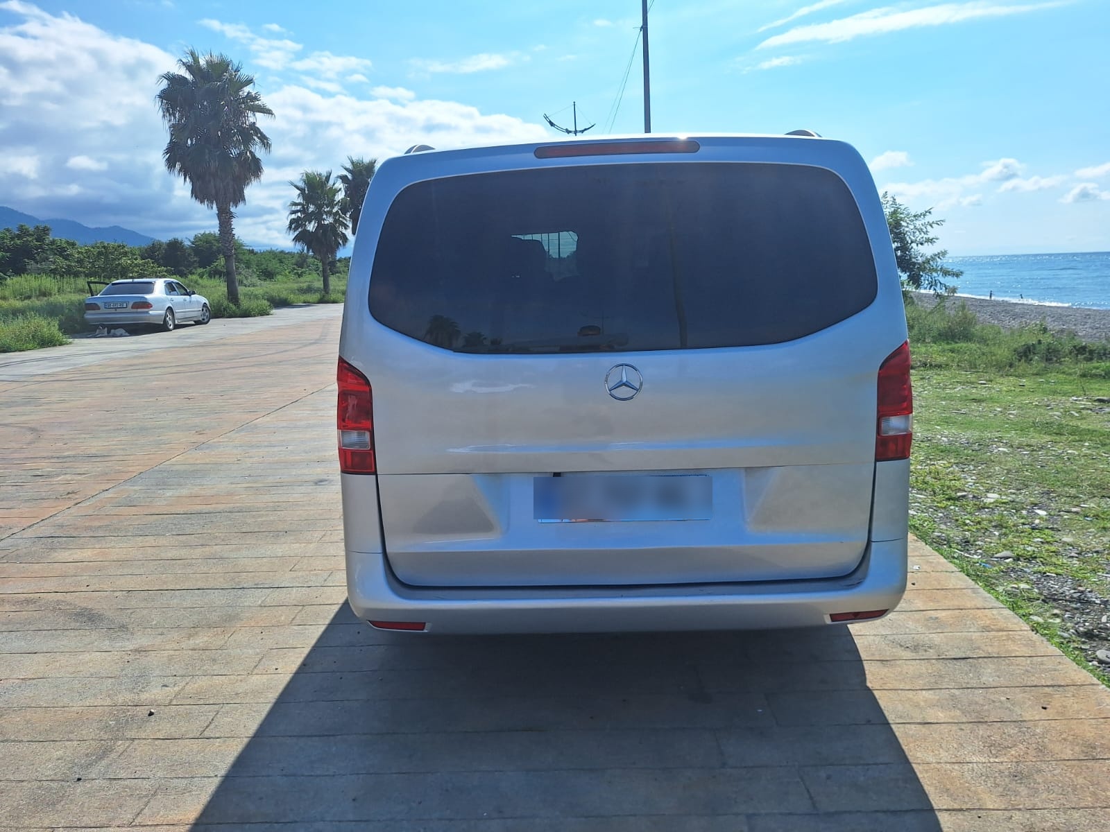 Mercedes-Benz Metris Passenger Van 2016 — photo 2