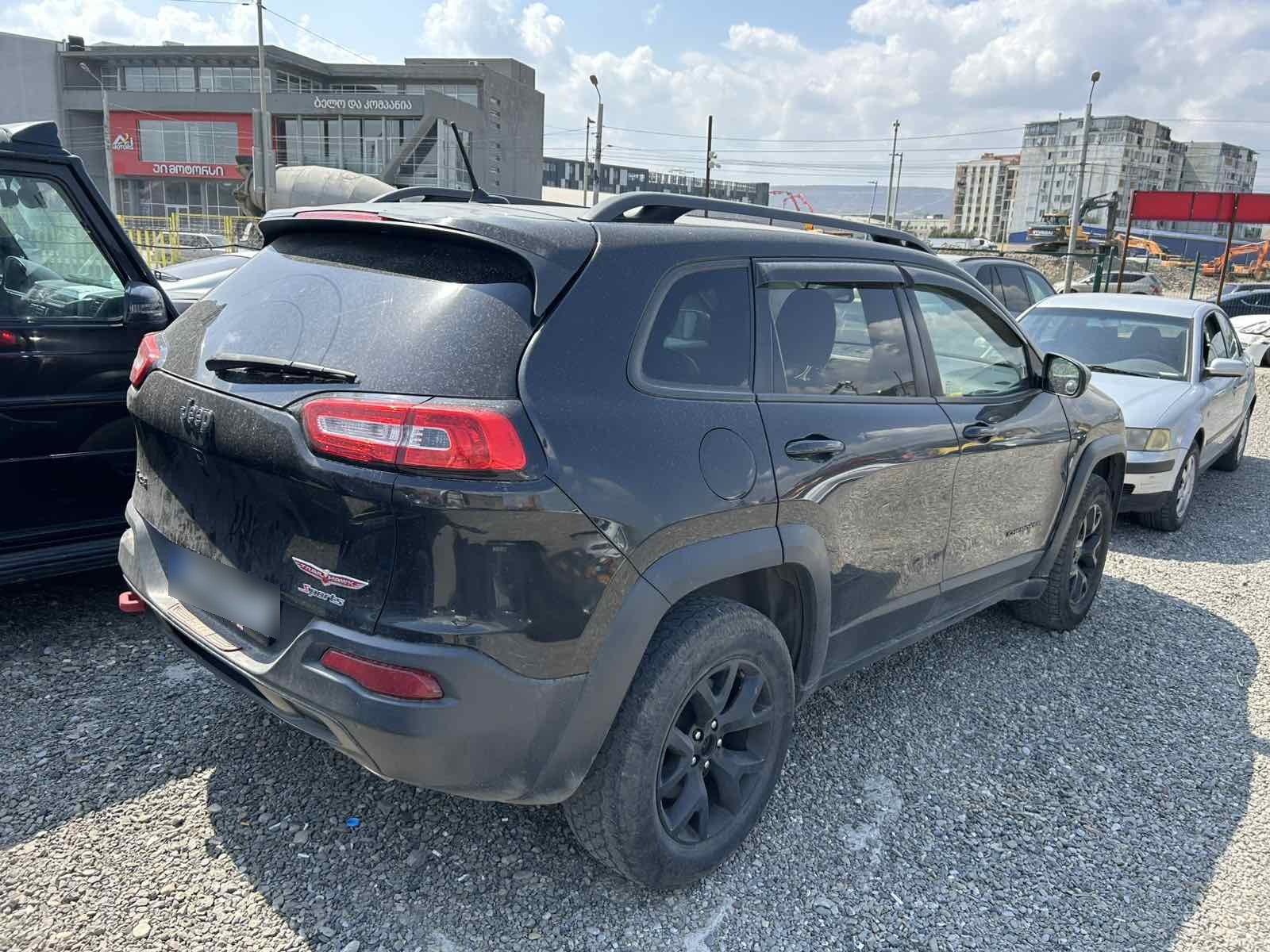 Jeep Cherokee 2015 — photo 2