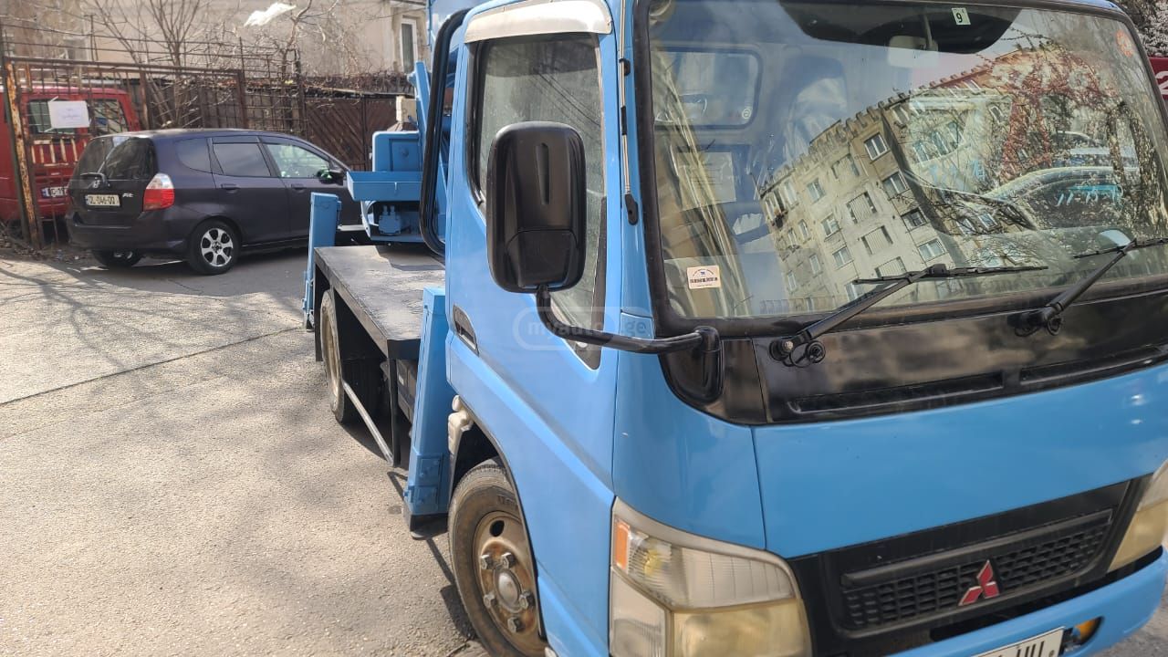 Mitsubishi Canter 2003 — photo 2