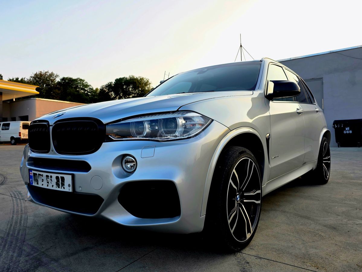 BMW X5 2015 — photo 2