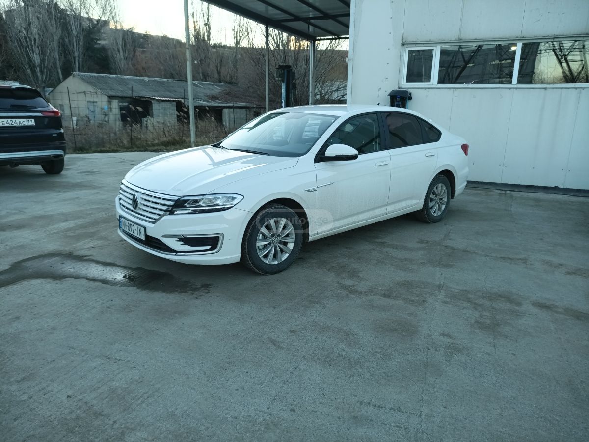 Volkswagen E-Lavida 2019 — photo 2