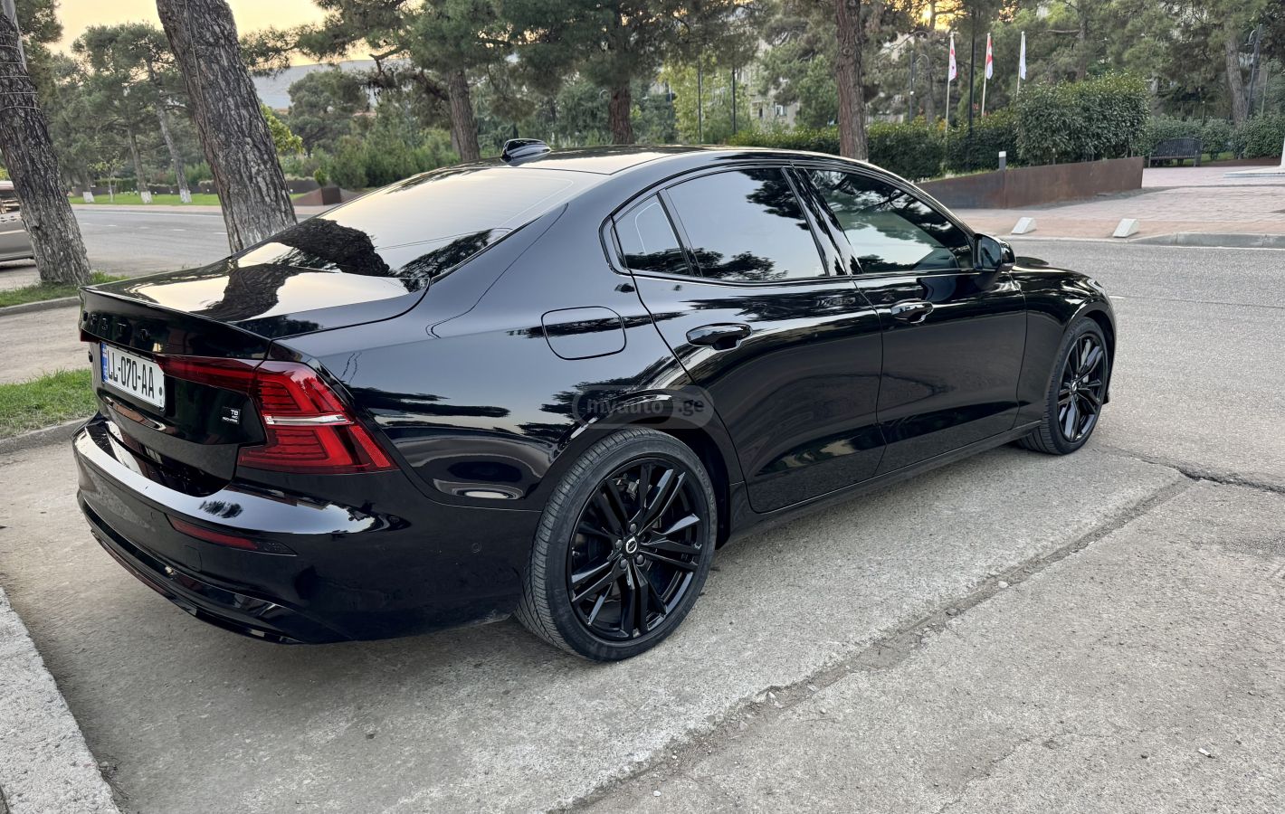 Volvo S60 2024 — photo 2