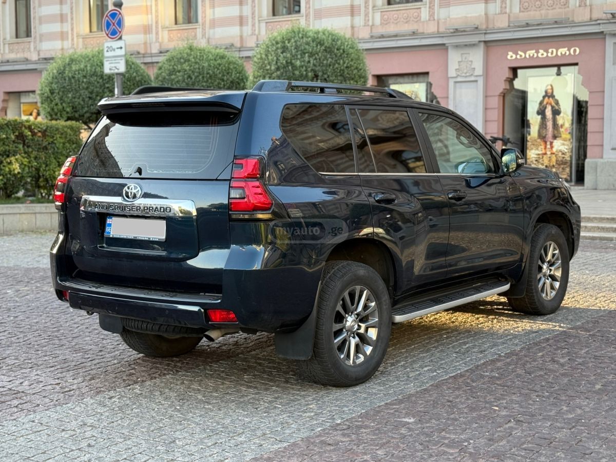 Toyota Land Cruiser Prado 2019 — photo 2