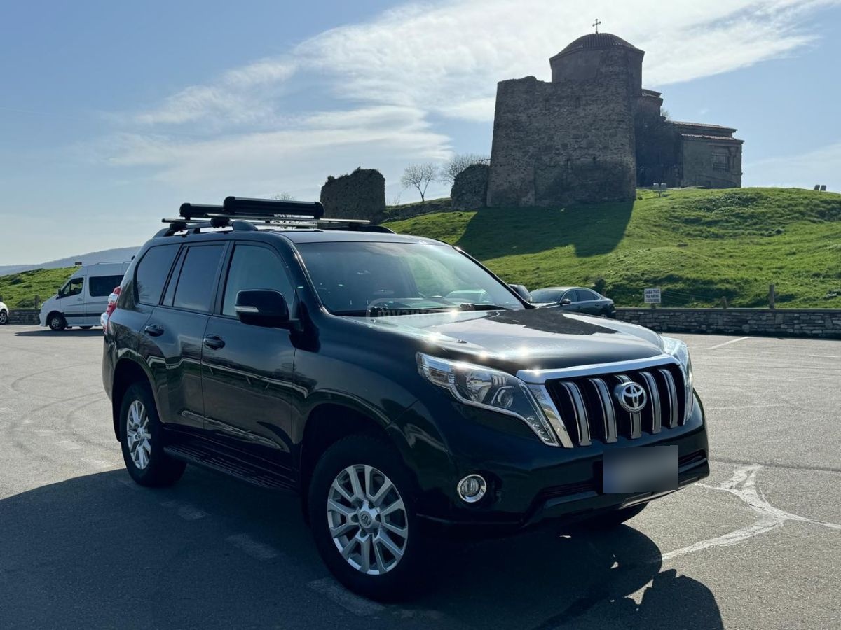Toyota Land Cruiser Prado 2016 — photo 2
