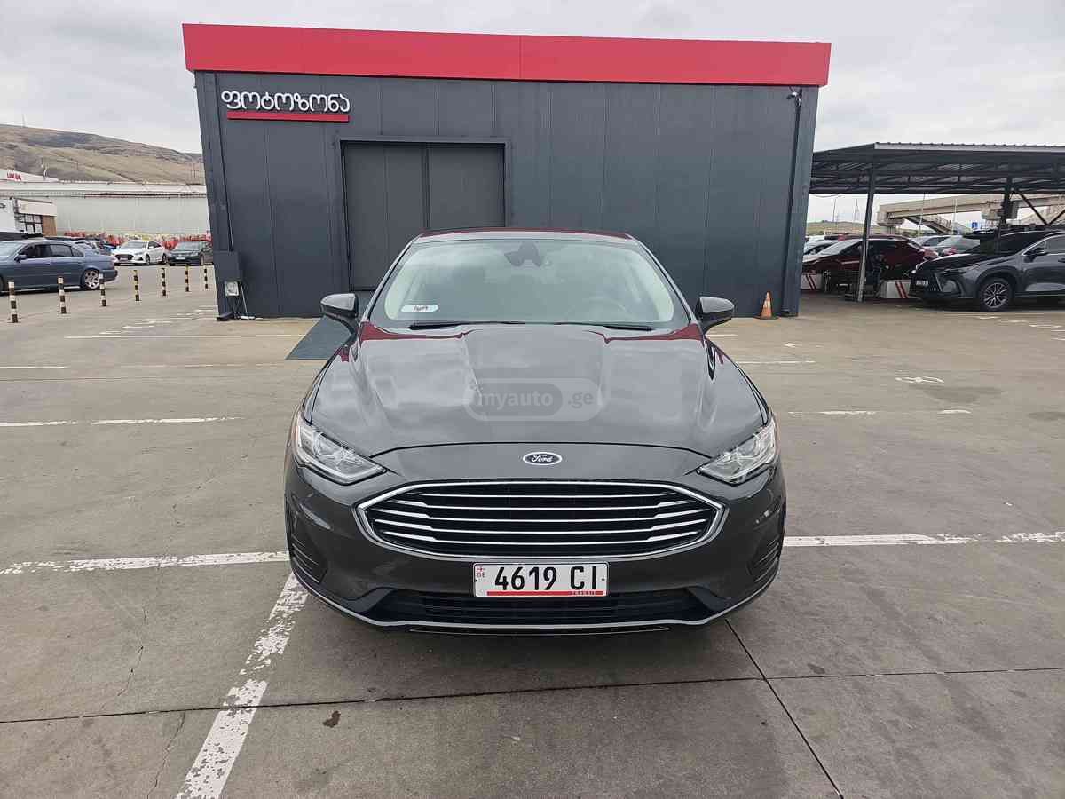 Ford Fusion 2020 — photo 2