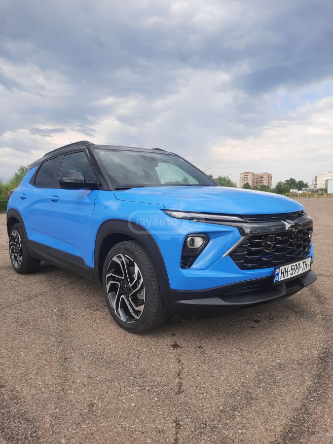 Chevrolet Trailblazer 2023 — photo 2