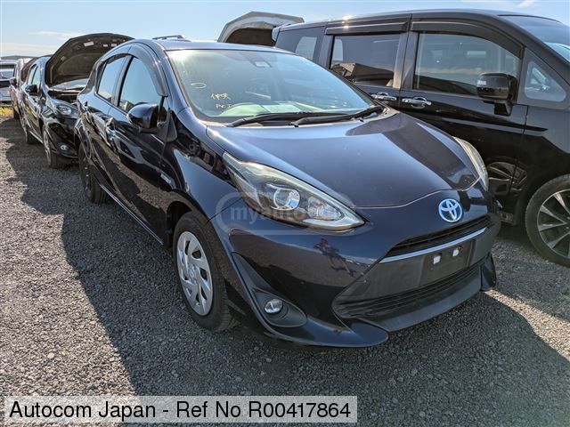 Toyota Aqua 2018 — photo 2
