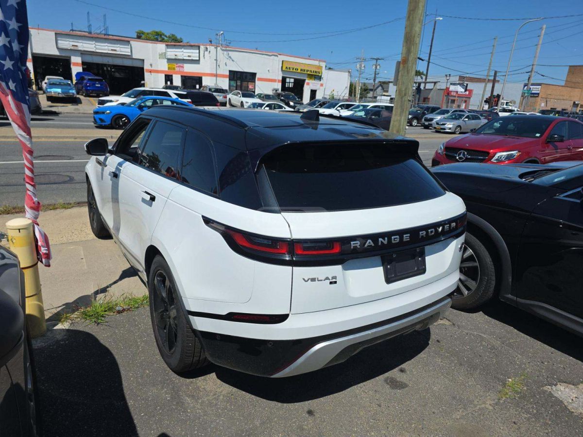 Land Rover Range Rover  Velar 2021 — photo 2