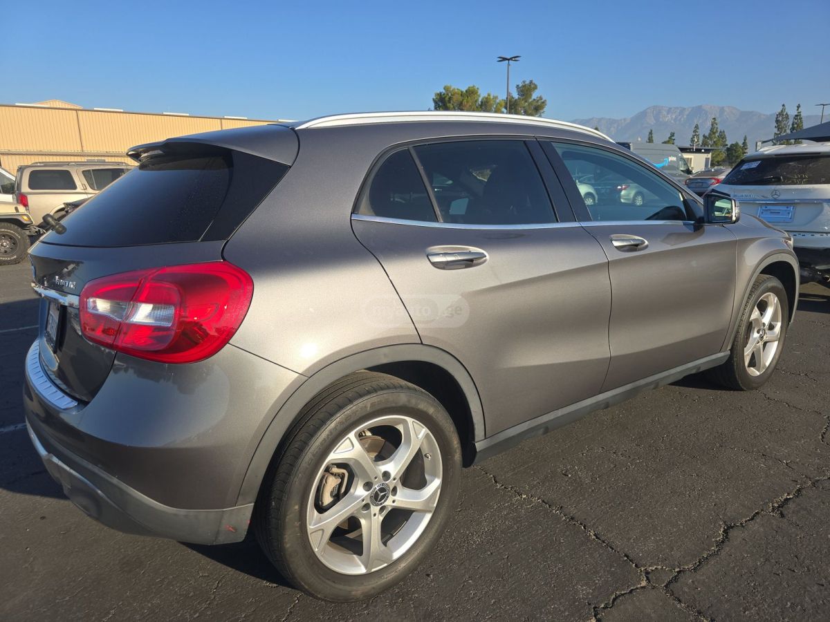 Mercedes-Benz GLA 250 2020 — photo 2