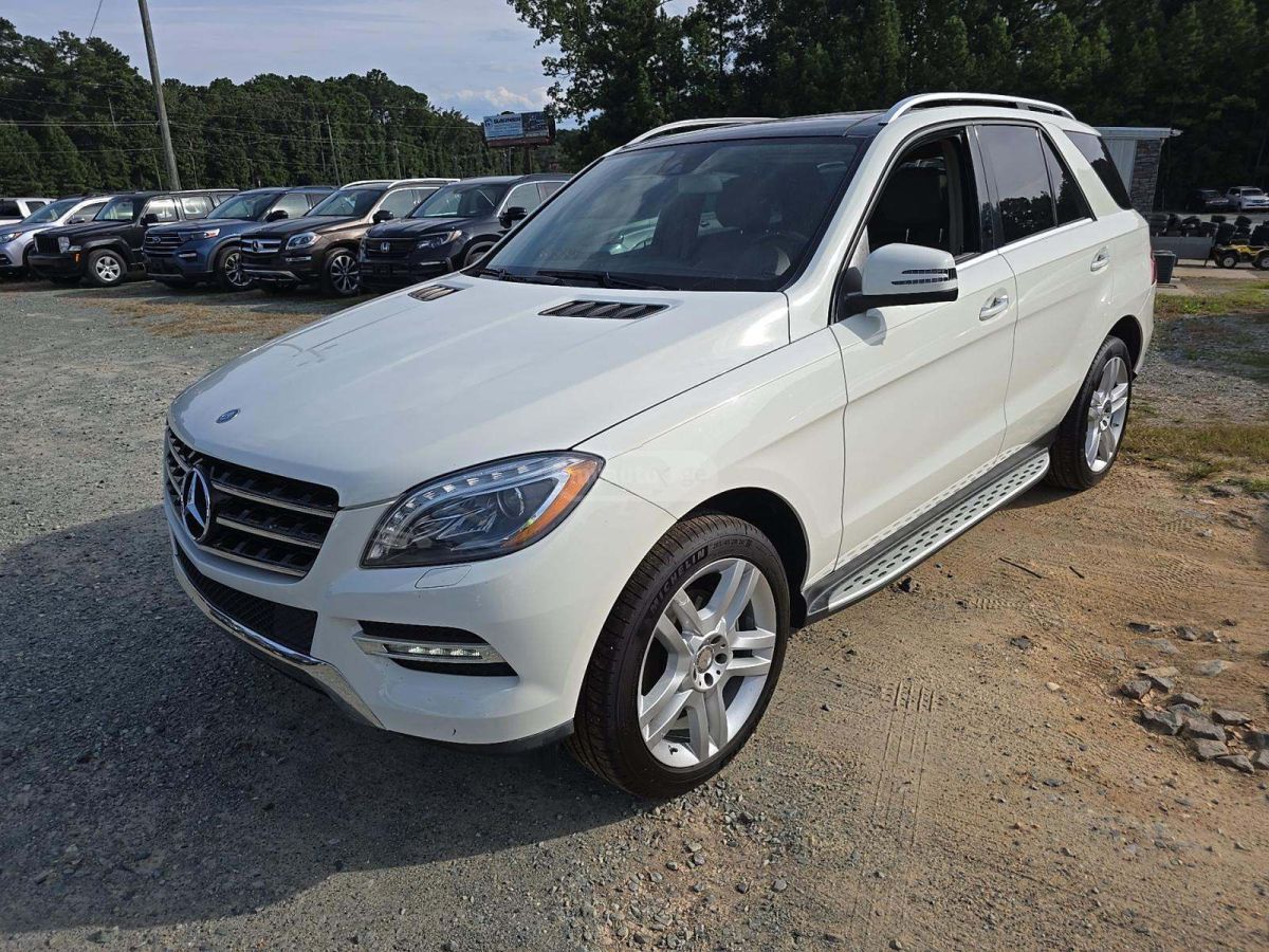 Mercedes-Benz ML 350 2013 — photo 2