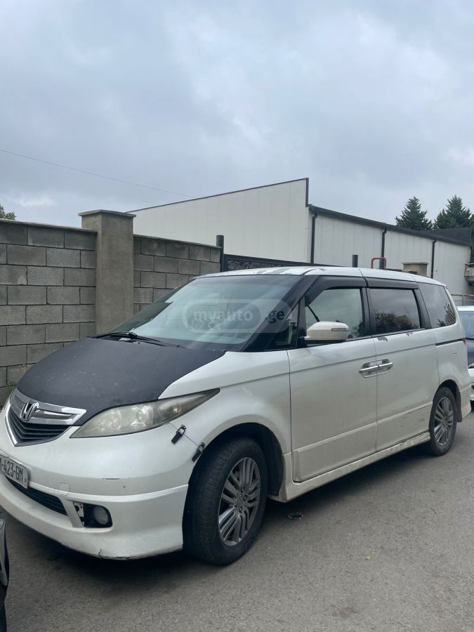 Honda Elysion 2004 — photo 2