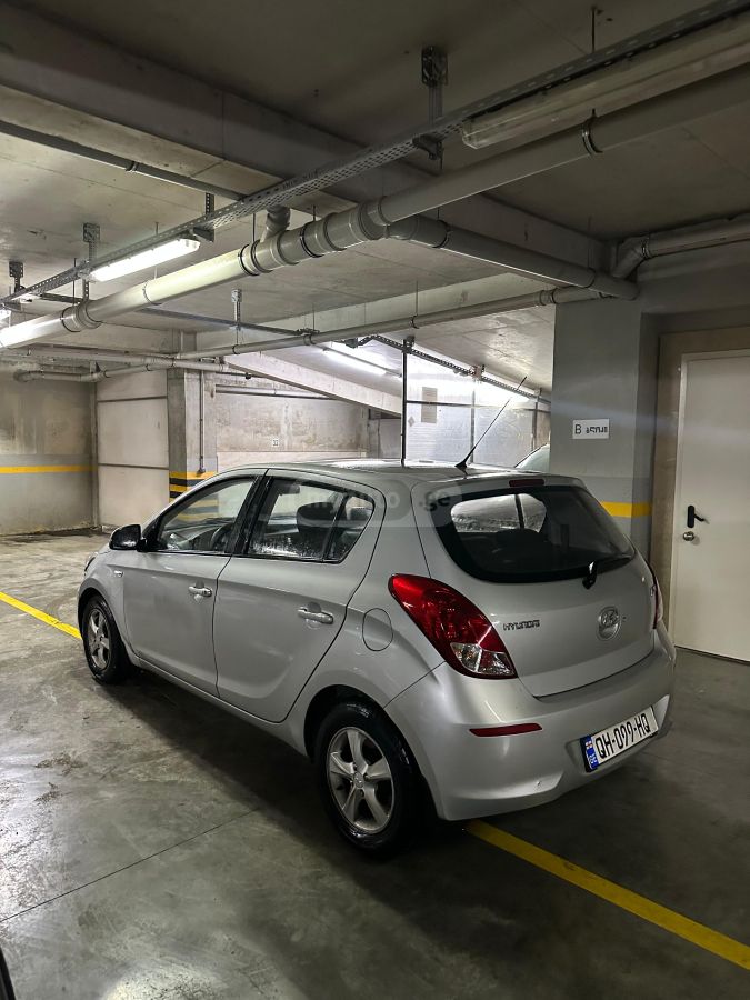 Hyundai i 20