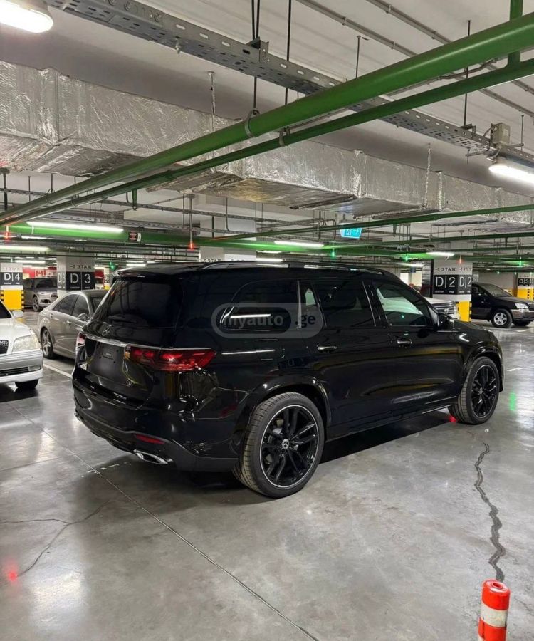 Mercedes-Benz GLS 450 2023 — photo 2