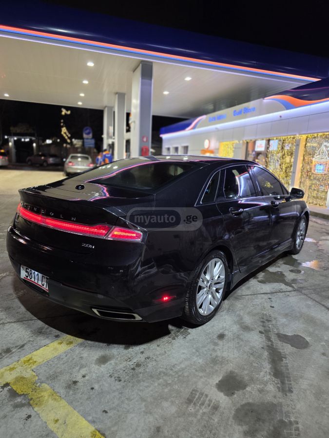 Lincoln MKZ 2015 — photo 2