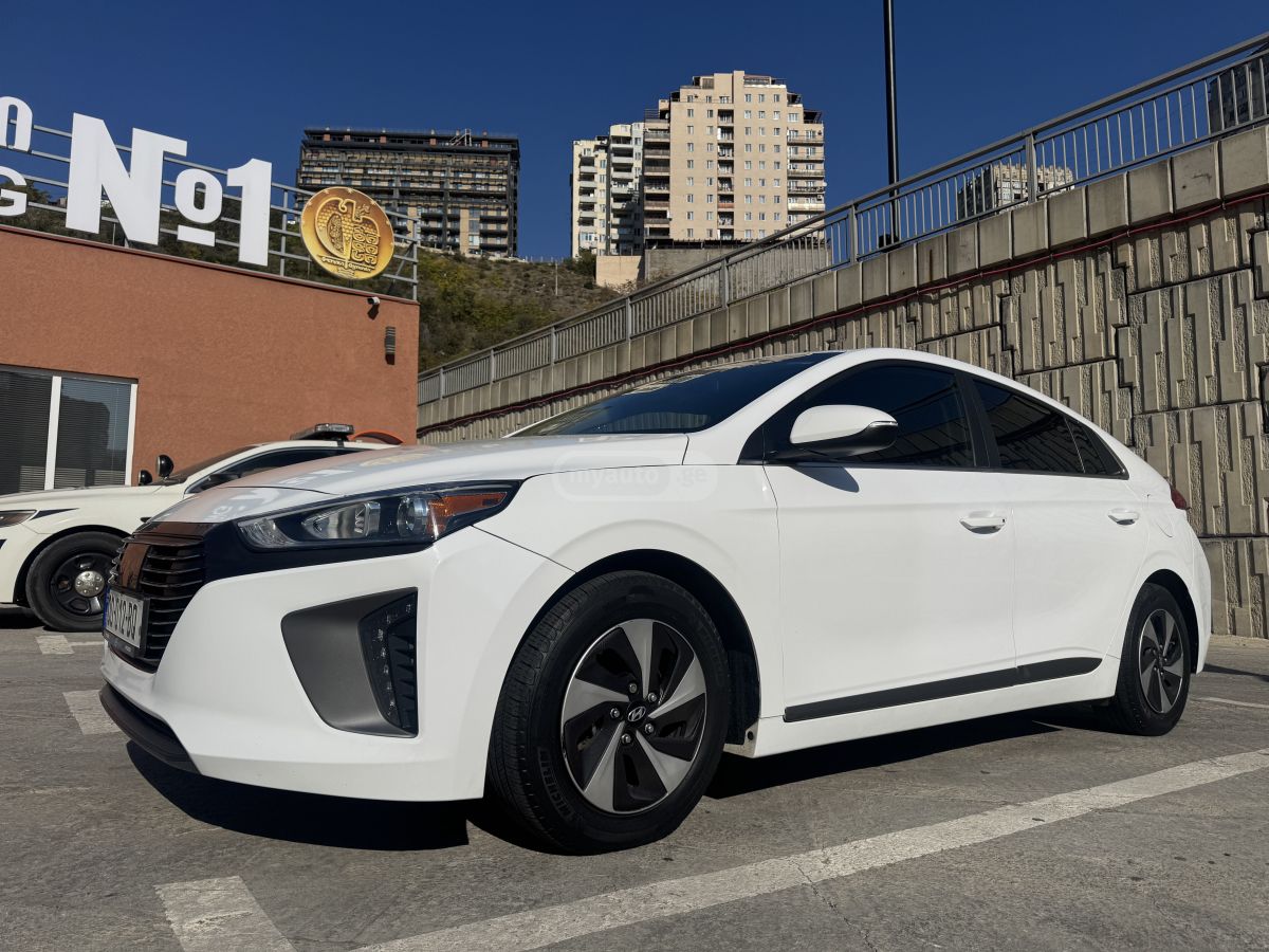 Hyundai Ioniq
