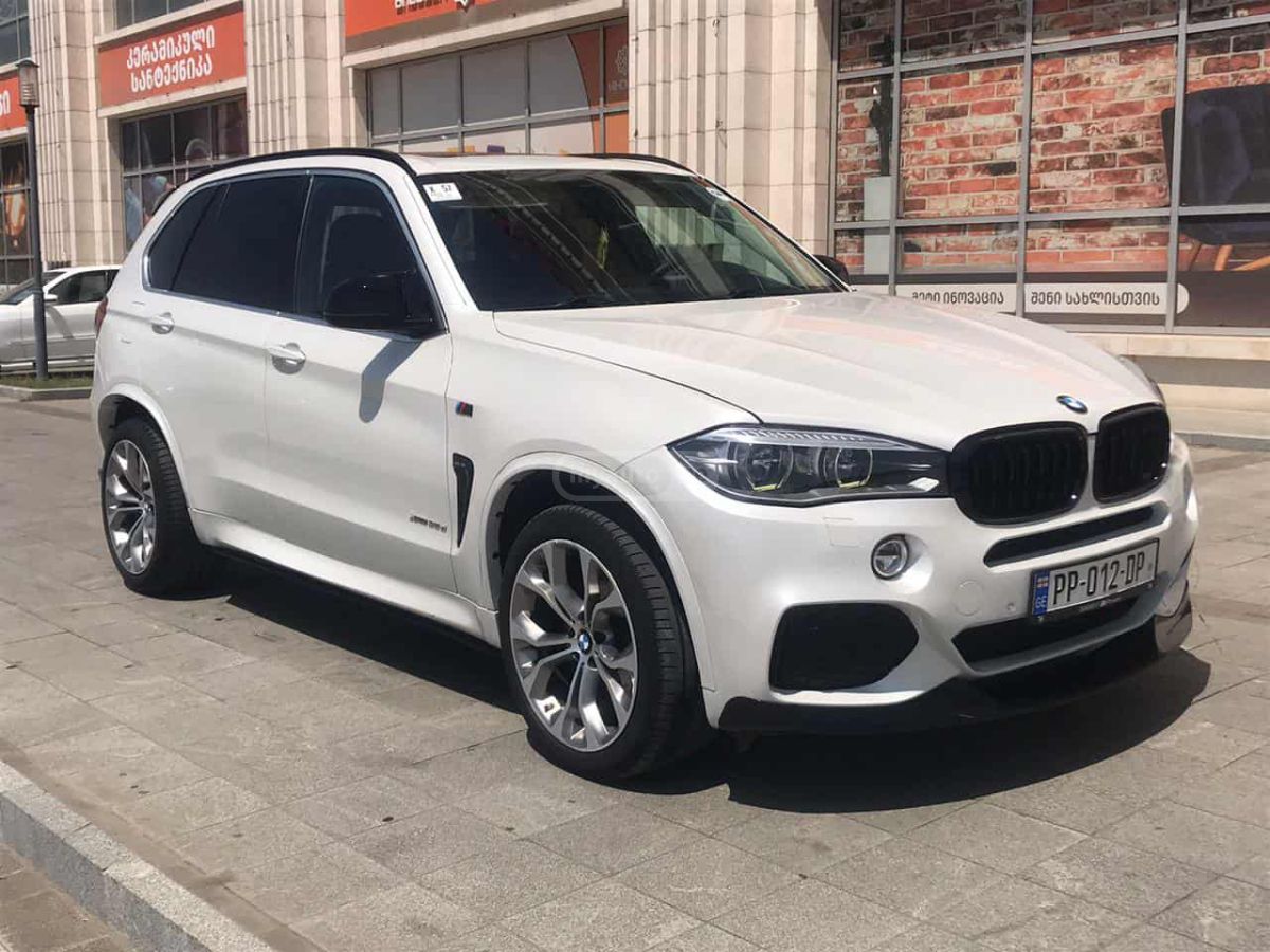 BMW X5 2014 — photo 2