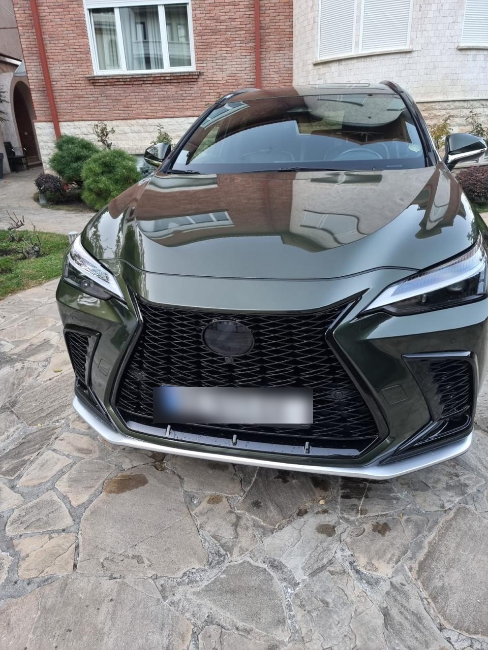 Lexus NX 350 2022 — photo 2