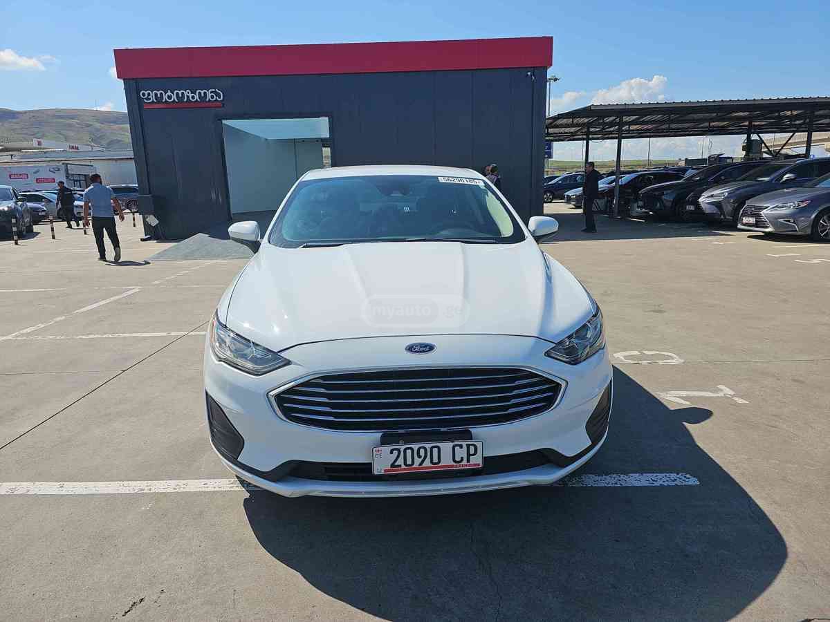 Ford Fusion 2019 — photo 2