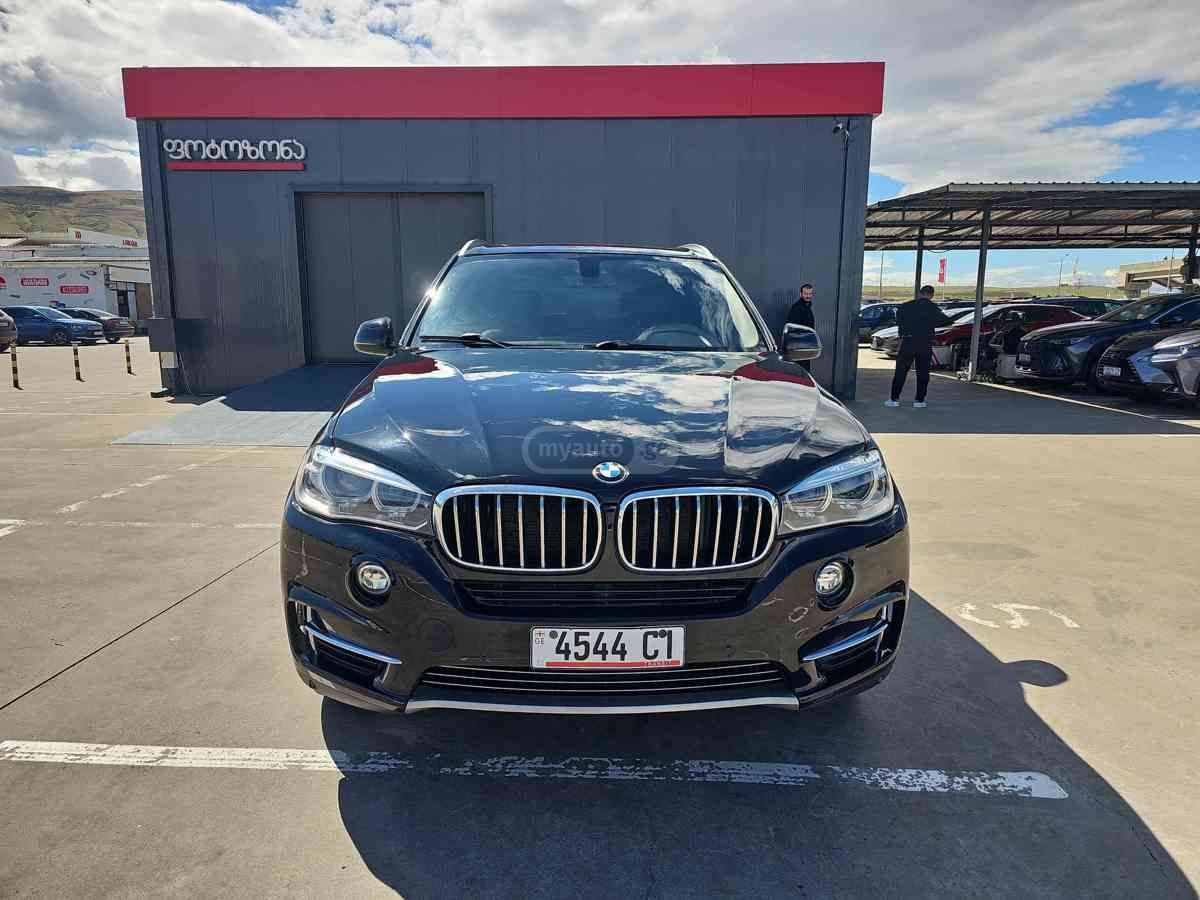 BMW X5 2015 — photo 2
