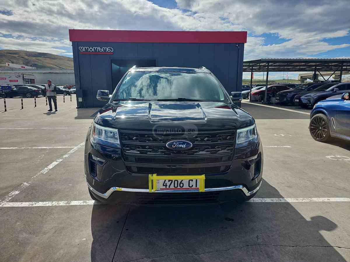Ford Explorer 2019 — photo 2