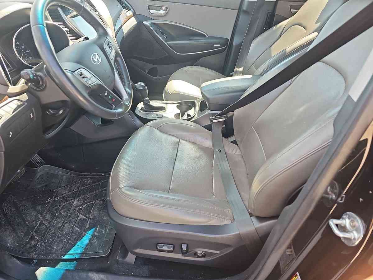 Hyundai Santa FE 2017 — photo 2
