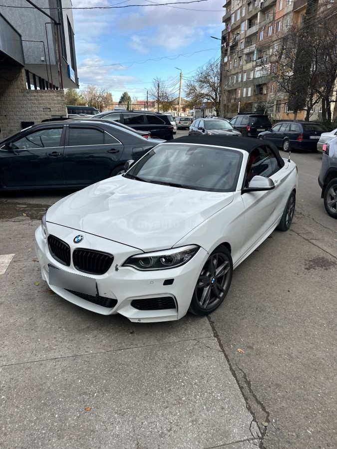 BMW M235 2016 — photo 2