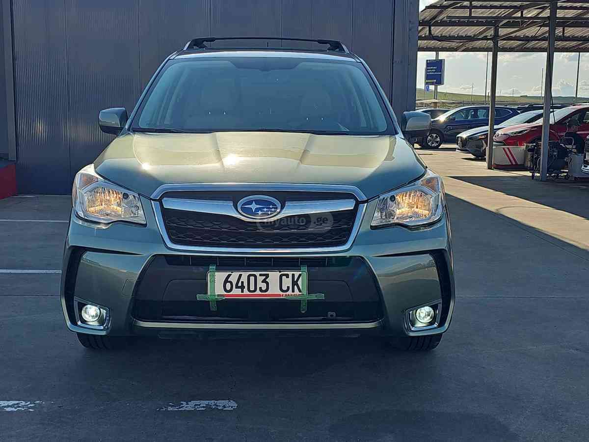 Subaru Forester 2015 — photo 2