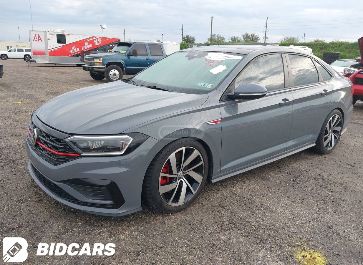 Volkswagen Jetta 2021 — photo 2