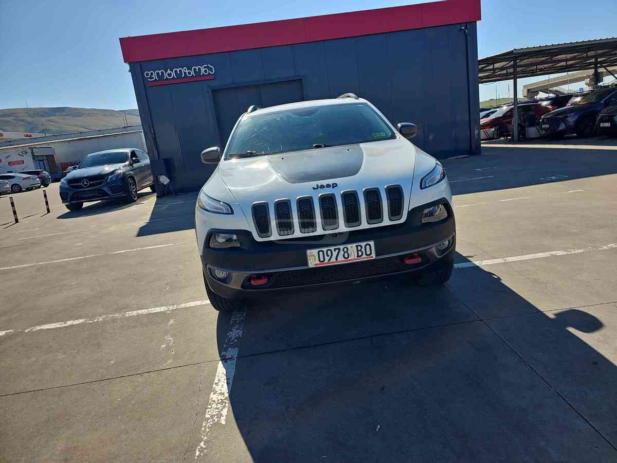 Jeep Cherokee 2016 — photo 2