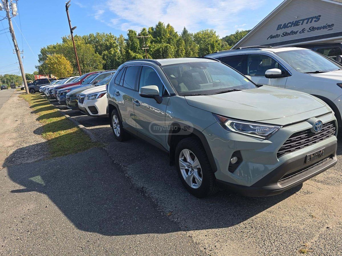 Toyota RAV 4 2021 — photo 2