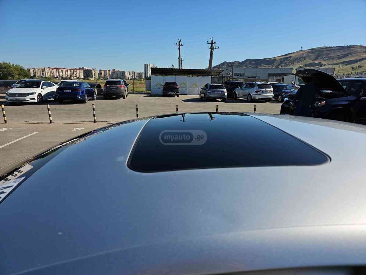 Lincoln MKZ 2015 — photo 2