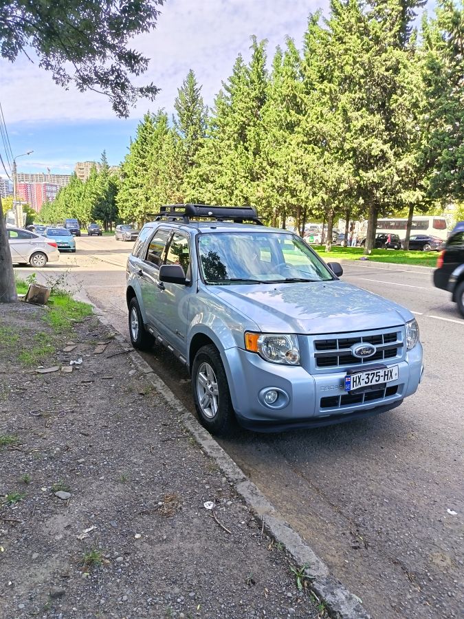 Ford Escape 2009 — photo 2